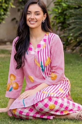 Women Printed Regular Pure Cotton Kurta with Trousers