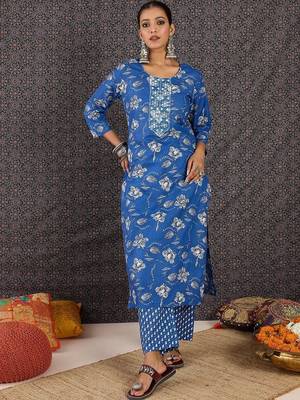 Women Floral Printed Regular Thread Work Kurta with Trousers & With Dupatta 1