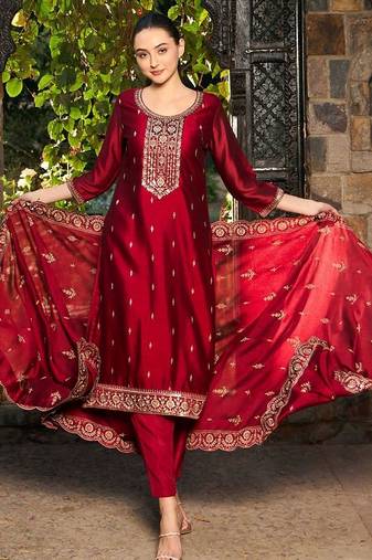 Women Ethnic Motifs Embroidered Regular Thread Work Kurta with Trousers & With Dupatta