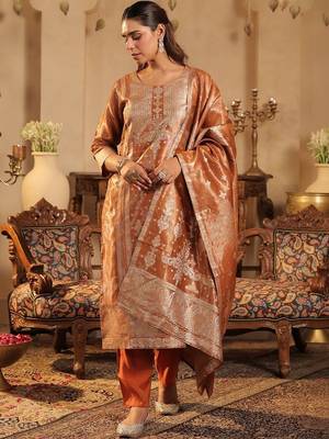 Women Ethnic Motifs Regular Kurta with Trousers & With Dupatta 4