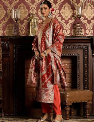 Women Ethnic Motifs Regular Kurta with Trousers & With Dupatta 4