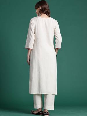 Women Ethnic Motifs Embroidered Regular Thread Work Kurta with Trousers 3