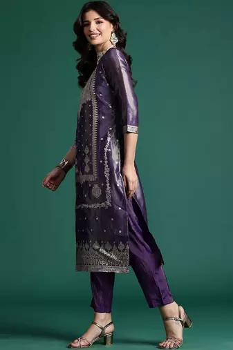 Women Regular Kurta with Trousers & With Dupatta