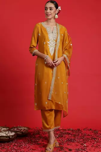 Women Ethnic Motifs Embroidered Regular Kurta with Trousers & With Dupatta
