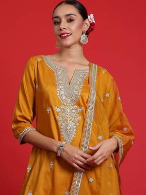 Women Ethnic Motifs Embroidered Regular Kurta with Trousers & With Dupatta 4