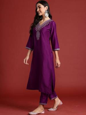 Women Ethnic Motifs Embroidered Regular Thread Work Kurta with Trousers & With Dupatta 2