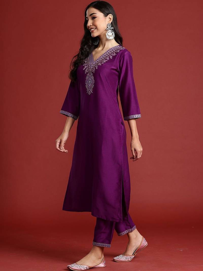 Women Ethnic Motifs Embroidered Regular Thread Work Kurta with Trousers & With Dupatta