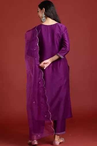 Women Ethnic Motifs Embroidered Regular Thread Work Kurta with Trousers & With Dupatta