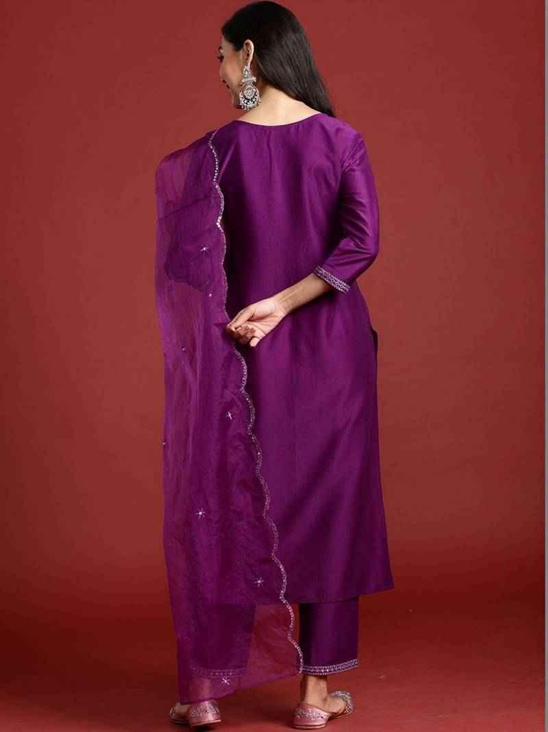 Women Ethnic Motifs Embroidered Regular Thread Work Kurta with Trousers & With Dupatta
