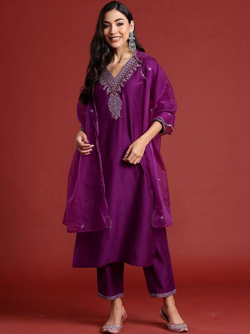 Women Ethnic Motifs Embroidered Regular Thread Work Kurta with Trousers & With Dupatta