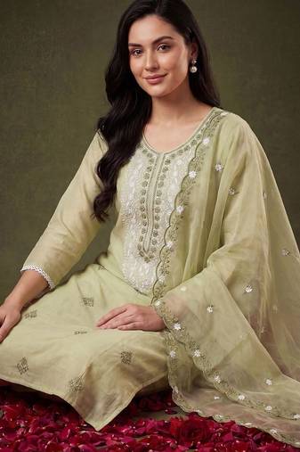 Women Ethnic Motifs Embroidered Regular Chikankari Kurta with Trousers & With Dupatta