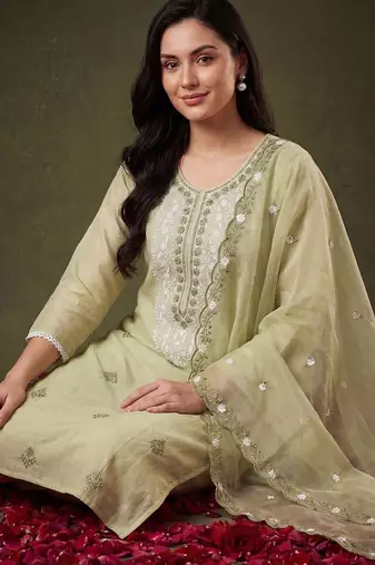 Women Ethnic Motifs Embroidered Regular Chikankari Kurta with Trousers & With Dupatta