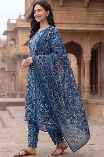 Women Ethnic Motifs Printed Regular Pure Cotton Kurta with Trousers & With Dupatta