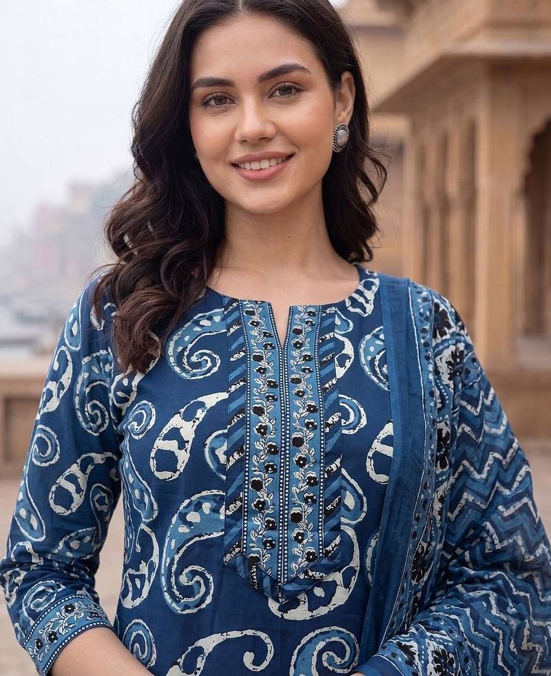 Women Ethnic Motifs Printed Regular Pure Cotton Kurta with Trousers & With Dupatta