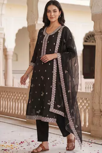 Women Ethnic Motifs Embroidered Regular Thread Work Kurta with Trousers & With Dupatta