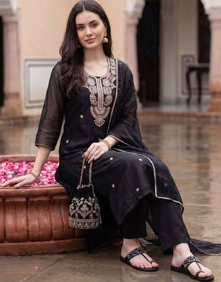 Women Ethnic Motifs Embroidered Regular Thread Work Kurta with Trousers & With Dupatta 1