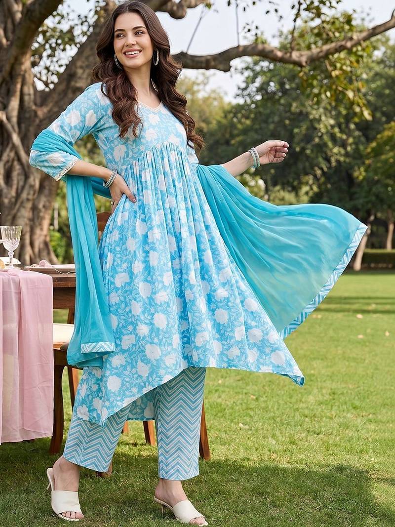 Women Floral Printed Empire Pure Cotton Kurta with Trousers & With Dupatta