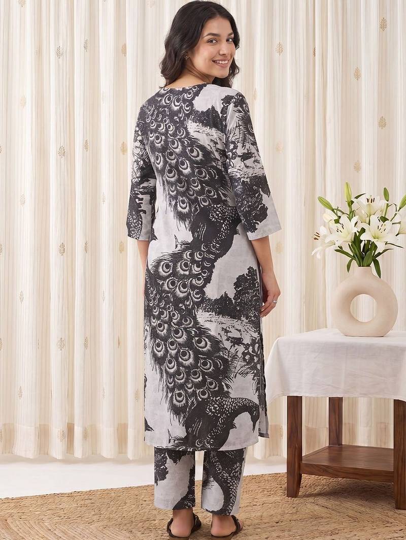 Women Ethnic Motifs Printed Regular Pure Cotton Kurta with Trousers