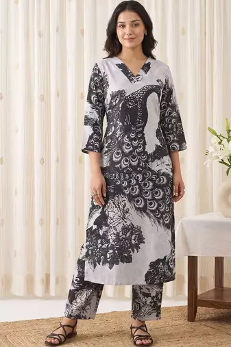 Women Ethnic Motifs Printed Regular Pure Cotton Kurta with Trousers