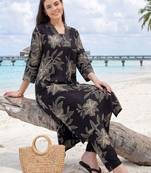 Women Floral Printed Regular Kurta with Trousers