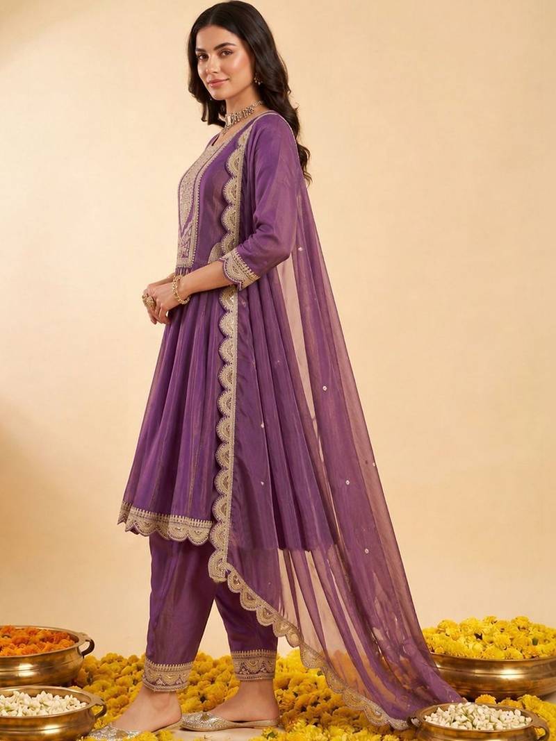 Women Ethnic Motifs Embroidered Empire Gotta Patti Kurta with Trousers & With Dupatta