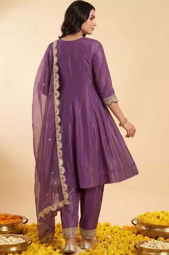 Women Ethnic Motifs Embroidered Empire Gotta Patti Kurta with Trousers & With Dupatta