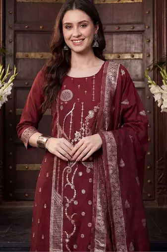 Women Ethnic Motifs Regular Kurta with Trousers & With Dupatta