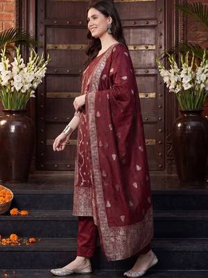 Women Ethnic Motifs Regular Kurta with Trousers & With Dupatta 3