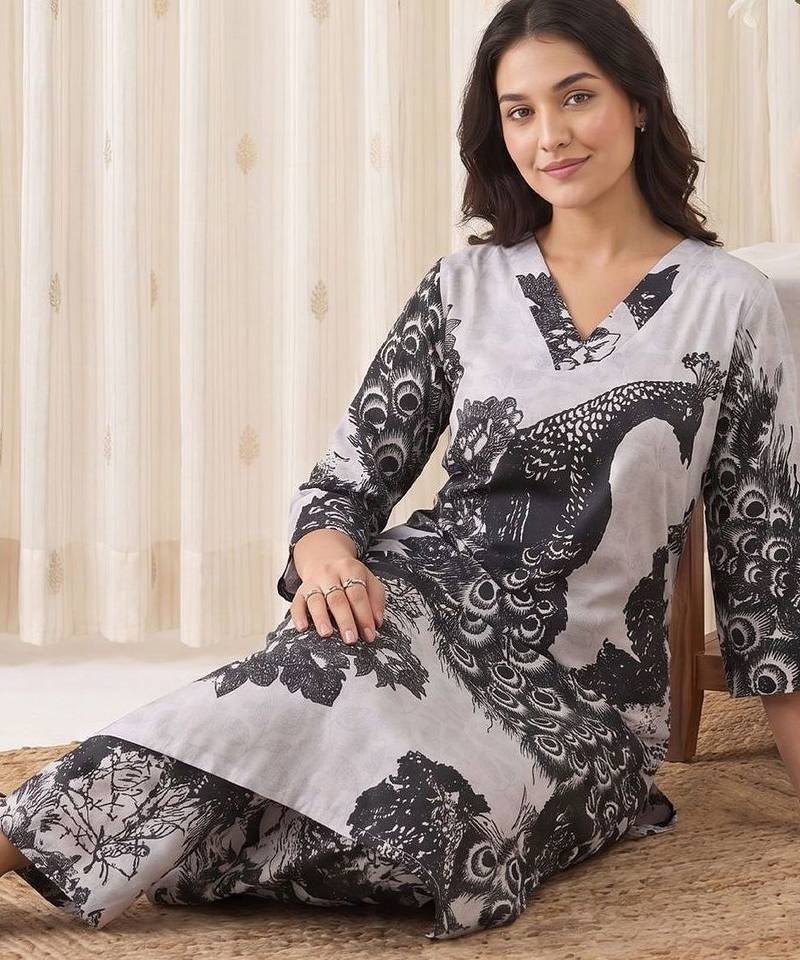 Women Floral Printed Regular Pure Cotton Kurta with Trousers
