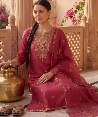 Women Ethnic Motifs Embroidered Regular Thread Work Kurta with Trousers & With Dupatta 5