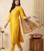 Women Floral Embroidered Regular Thread Work Kurta with Trousers & With Dupatta