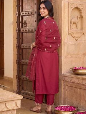 Women Ethnic Motifs Embroidered Regular Kurta with Trousers & With Dupatta 4