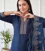 Women Ethnic Motifs Embroidered Regular Thread Work Kurta with Trousers & With Dupatta