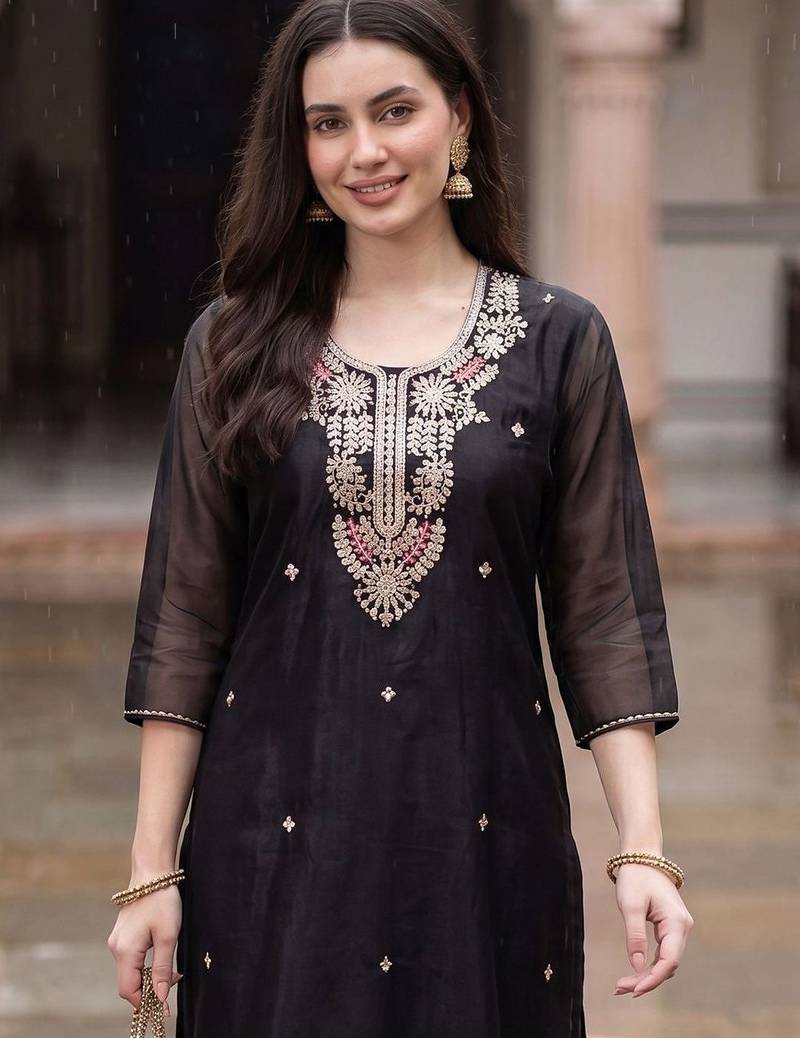 Women Ethnic Motifs Embroidered Regular Thread Work Kurta with Trousers & With Dupatta