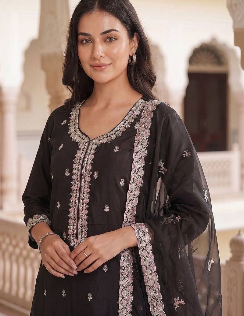 Women Ethnic Motifs Embroidered Regular Thread Work Kurta with Trousers & With Dupatta