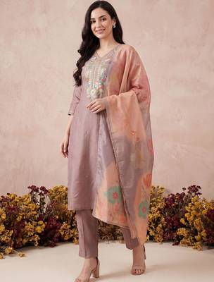 Women Floral Embroidered Regular Mirror Work Kurta with Trousers & With Dupatta 1