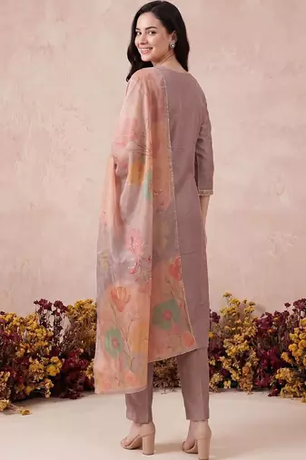 Women Floral Embroidered Regular Mirror Work Kurta with Trousers & With Dupatta