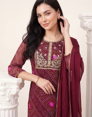 Women Bandhani Dyed Regular Thread Work Kurta with Trousers & With Dupatta 2