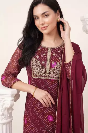 Women Bandhani Dyed Regular Thread Work Kurta with Trousers & With Dupatta