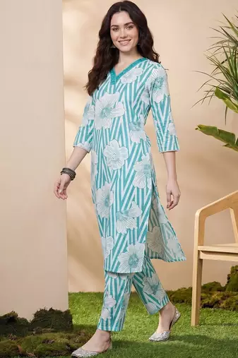 Women Floral Printed Regular Pure Cotton Kurta with Trousers