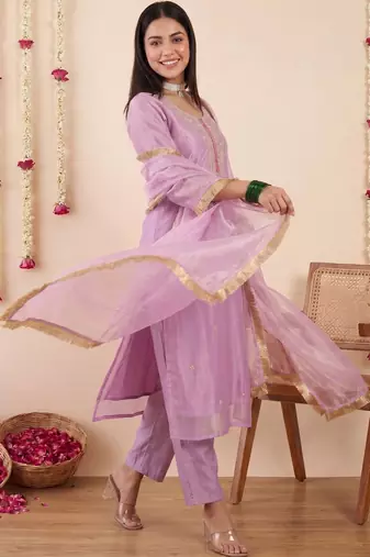 Women Ethnic Motifs Embroidered Regular Thread Work Kurta with Trousers & With Dupatta