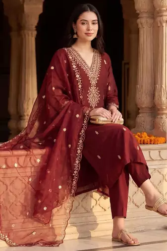 Women Ethnic Motifs Embroidered Regular Kurta with Trousers & With Dupatta