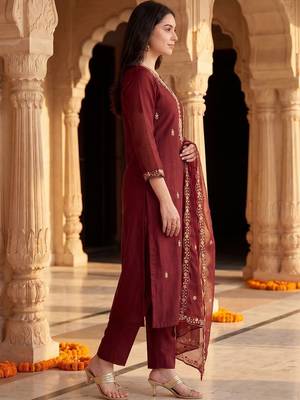 Women Ethnic Motifs Embroidered Regular Kurta with Trousers & With Dupatta 3