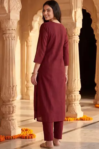 Women Ethnic Motifs Embroidered Regular Kurta with Trousers & With Dupatta