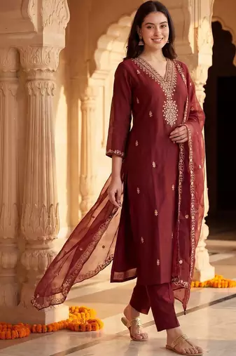 Women Ethnic Motifs Embroidered Regular Kurta with Trousers & With Dupatta