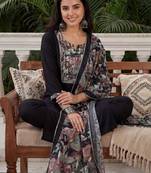Women Floral Embroidered Regular Mirror Work Kurta with Trousers & With Dupatta