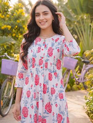 Women Floral Printed Regular Pure Cotton Kurta with Trousers 2
