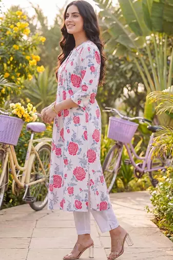 Women Floral Printed Regular Pure Cotton Kurta with Trousers
