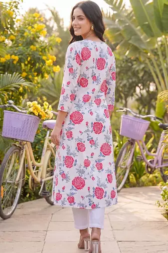 Women Floral Printed Regular Pure Cotton Kurta with Trousers