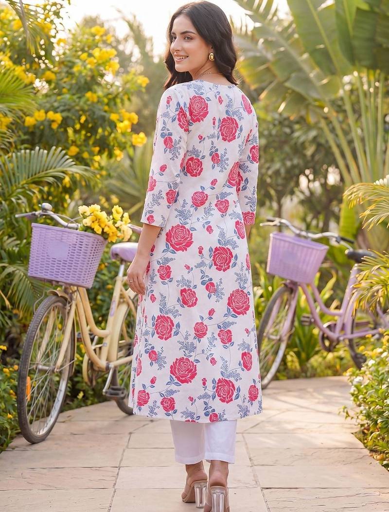 Women Floral Printed Regular Pure Cotton Kurta with Trousers